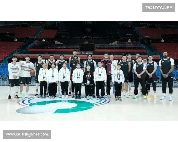 姚基金与库里合作修建乡村球场，关注青少年女篮发展